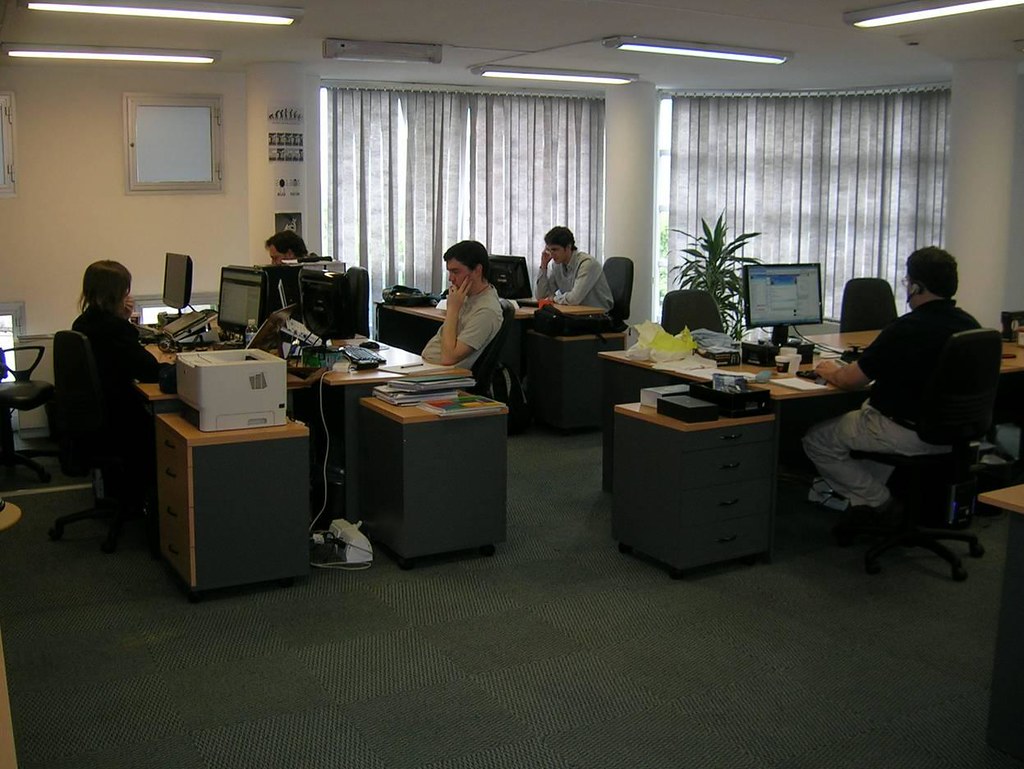 Bureau d une equipe creative au travail